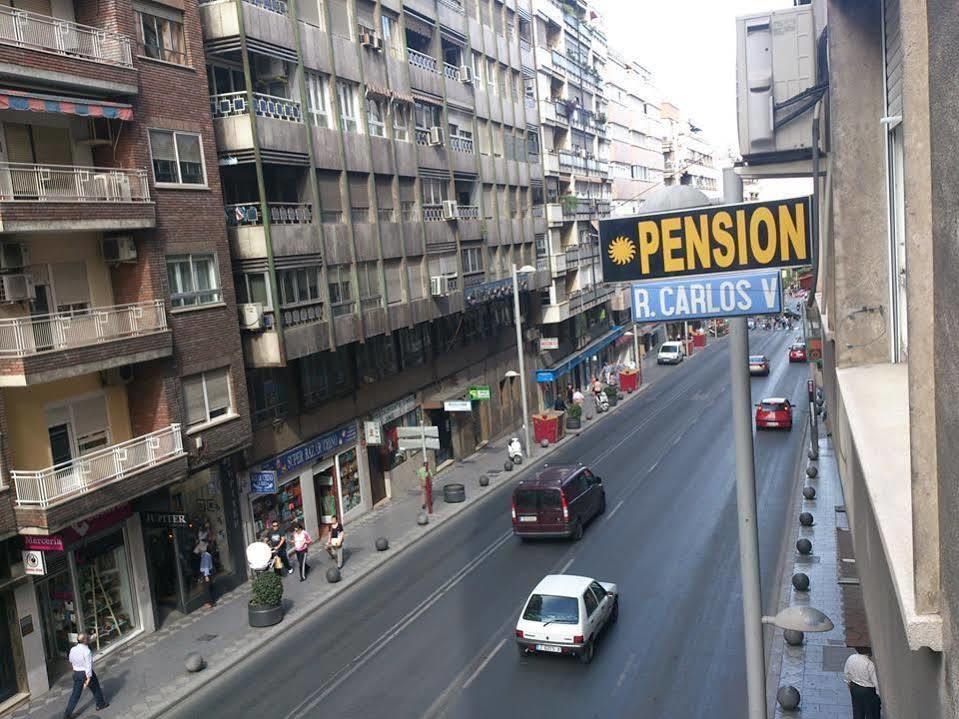 Pension Carlos V Jaen Luaran gambar